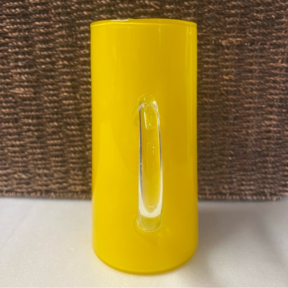 Vintage MCM Yellow Glass Beverage Pitcher With Clear Applied Handle - Picture 5 of 14